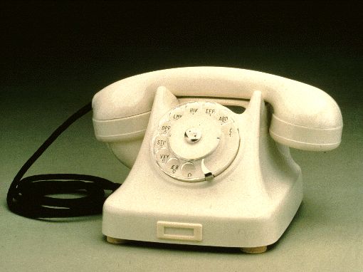 1951 - F-51 creme