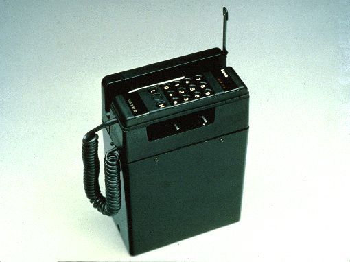 1982 - NMT portable cellular mobile telephone